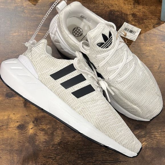 NWT Adidas Unisex Shoes Adidas Originals Swift Run Pure Boost Ultra Sneakers - Picture 2 of 7